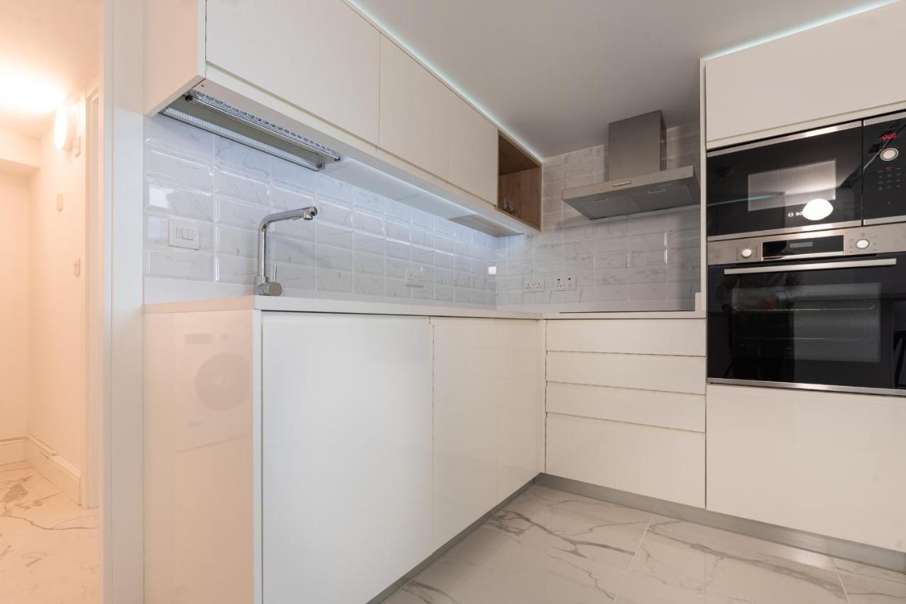 Beachfront Maisonette Gibraltar Exterior photo