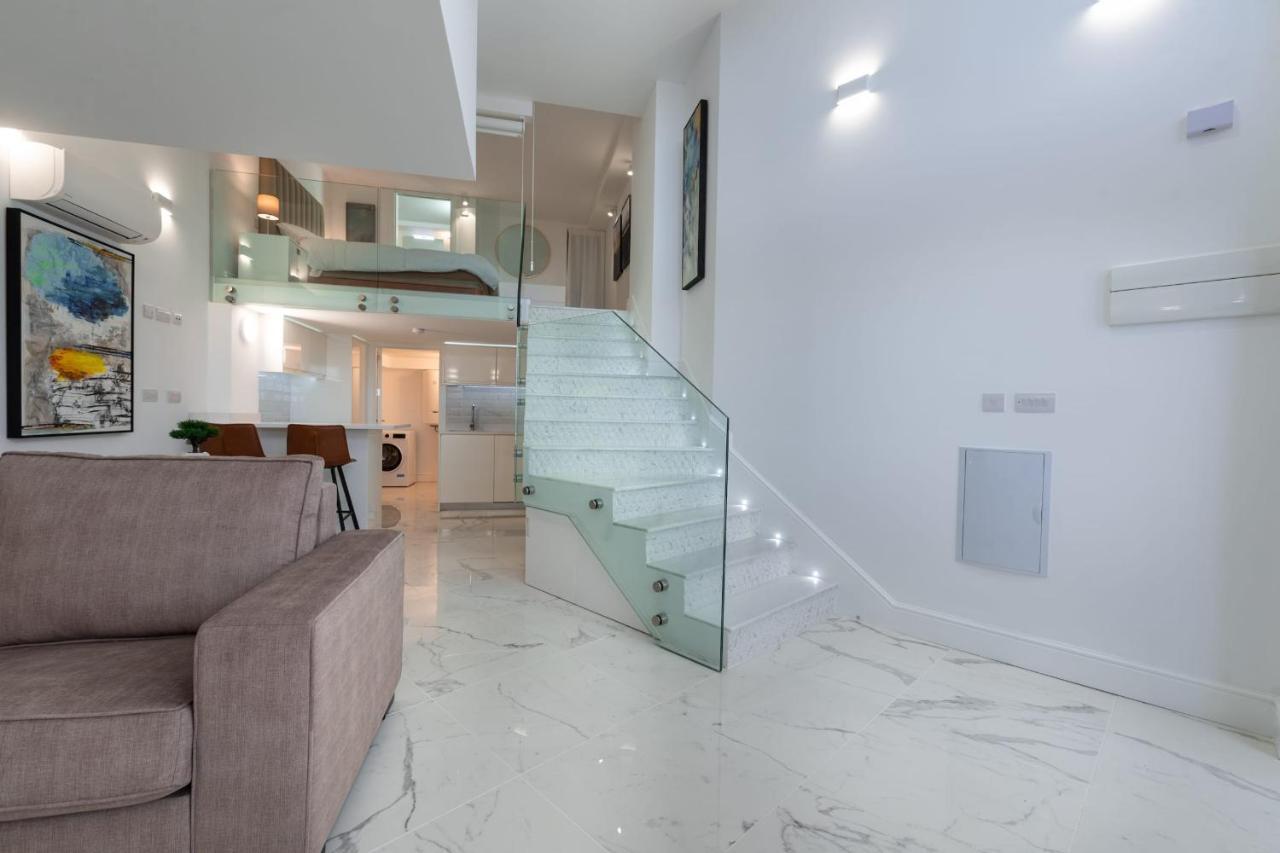 Beachfront Maisonette Gibraltar Exterior photo