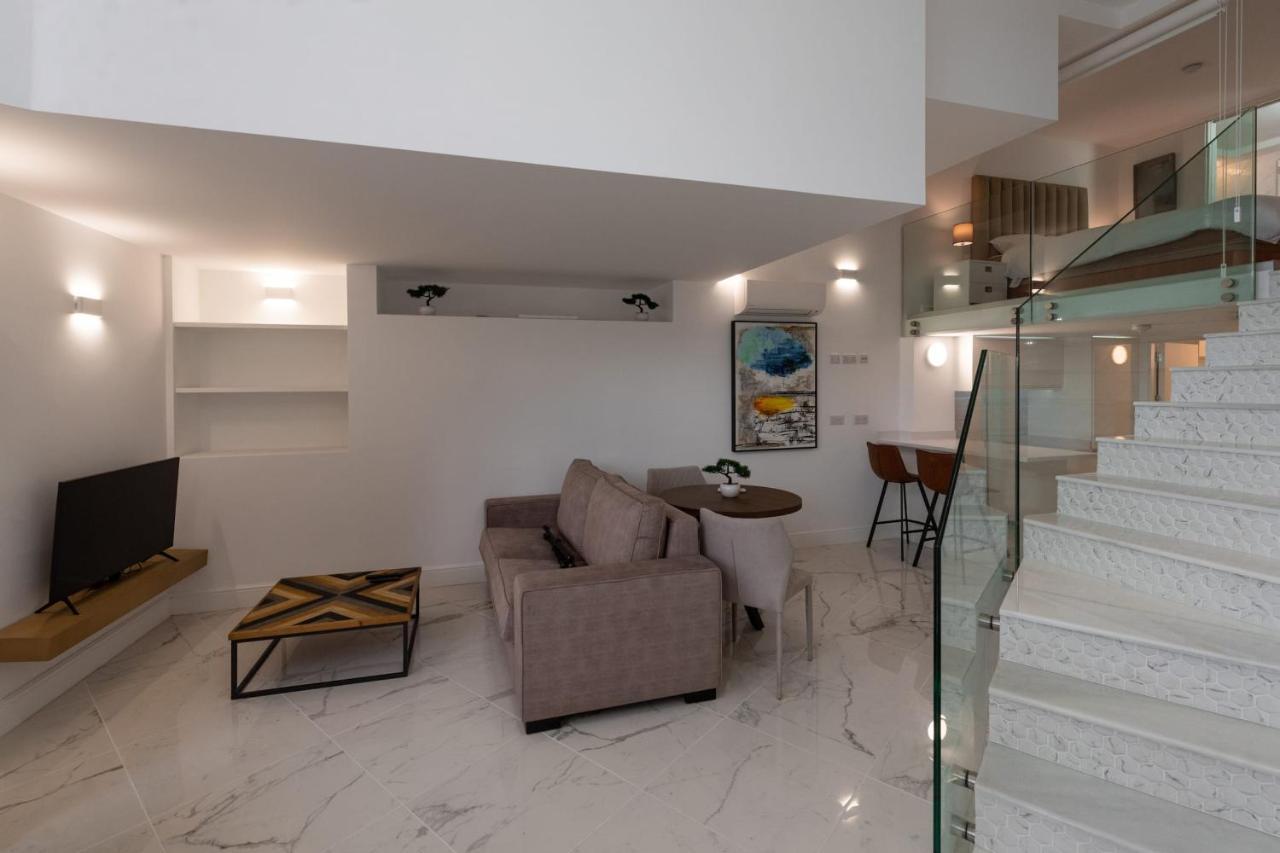Beachfront Maisonette Gibraltar Exterior photo
