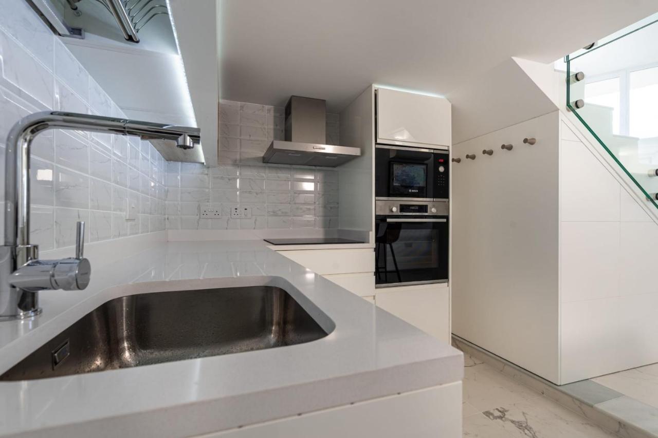 Beachfront Maisonette Gibraltar Exterior photo